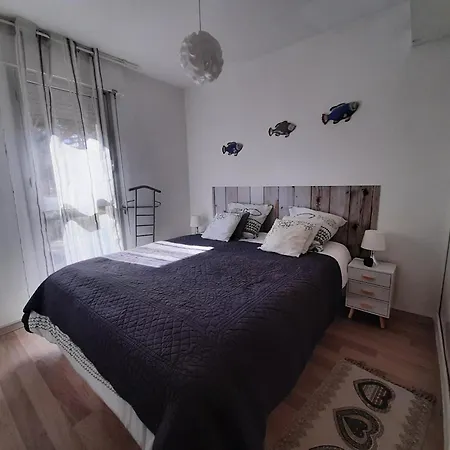 Apartment Valras-plage: 4 Pers, Clim, Parking Prive, Proche - Fr-1-781-56 *